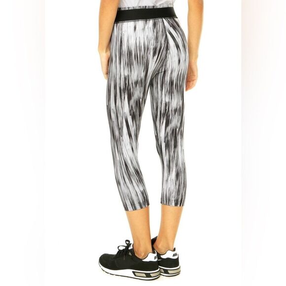 Puma All Eyes on Me black and white abstract print active leggings size medium - Picture 3 of 7